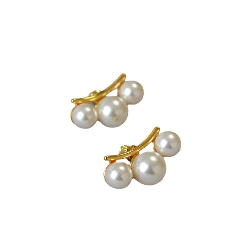 Beautiful Gold Earring with Unique Style