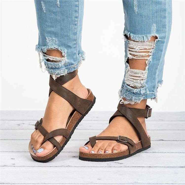 Graceful Orthopedic Sandals for Modern Look