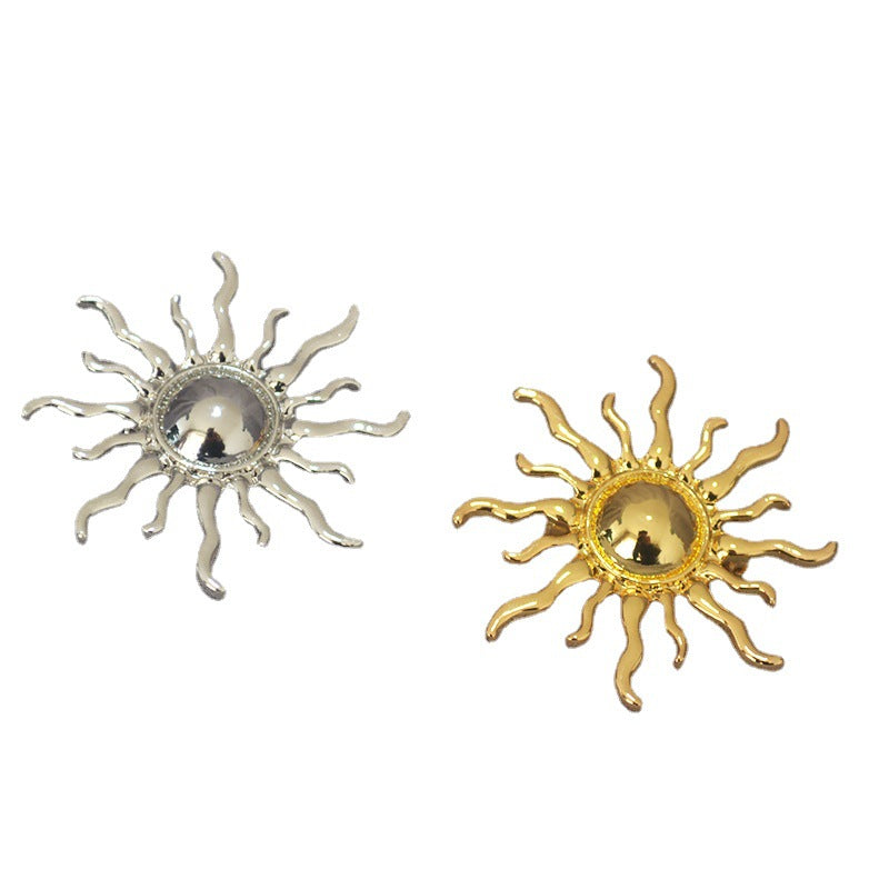 Delicate Artisan Gold Piece