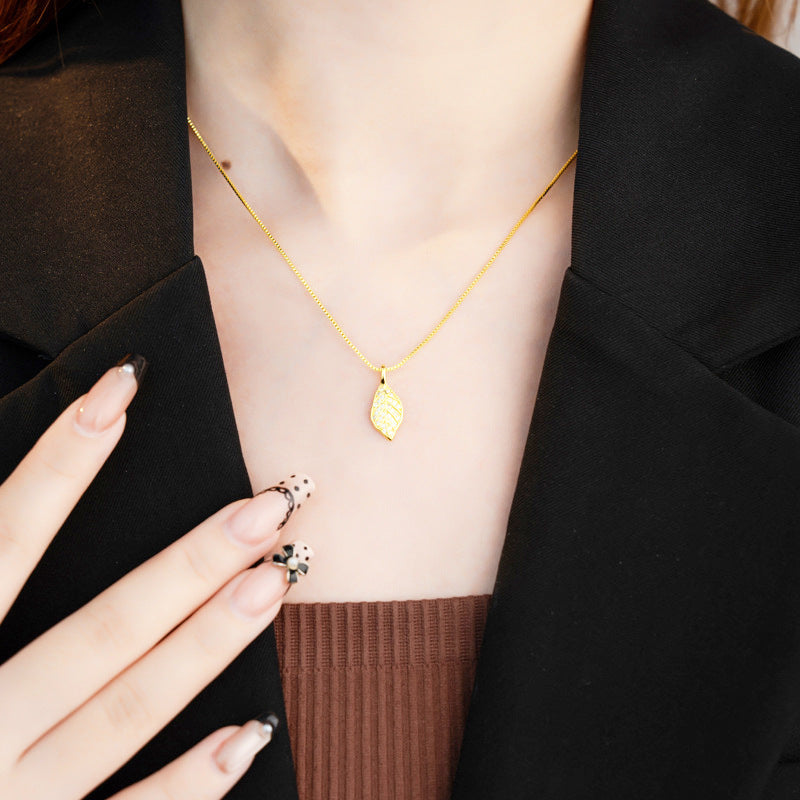 Classic Gold Necklace with Timeless Appeal
