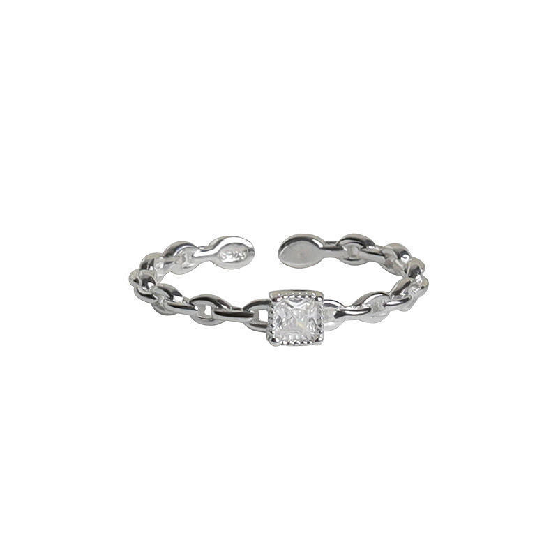 Elegant Ring for Every Occasion