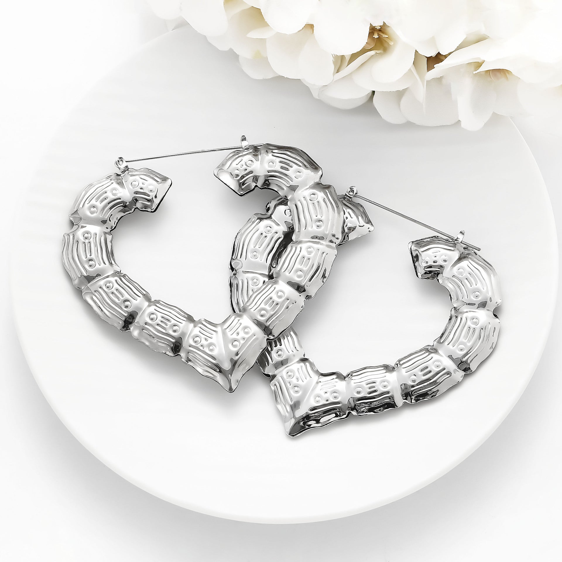 Elegant Gold Earring for Every Occasion