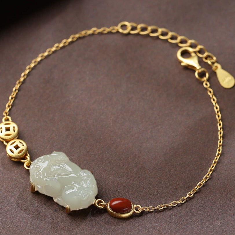 Stunning Silver Bracelet for Daily Wear