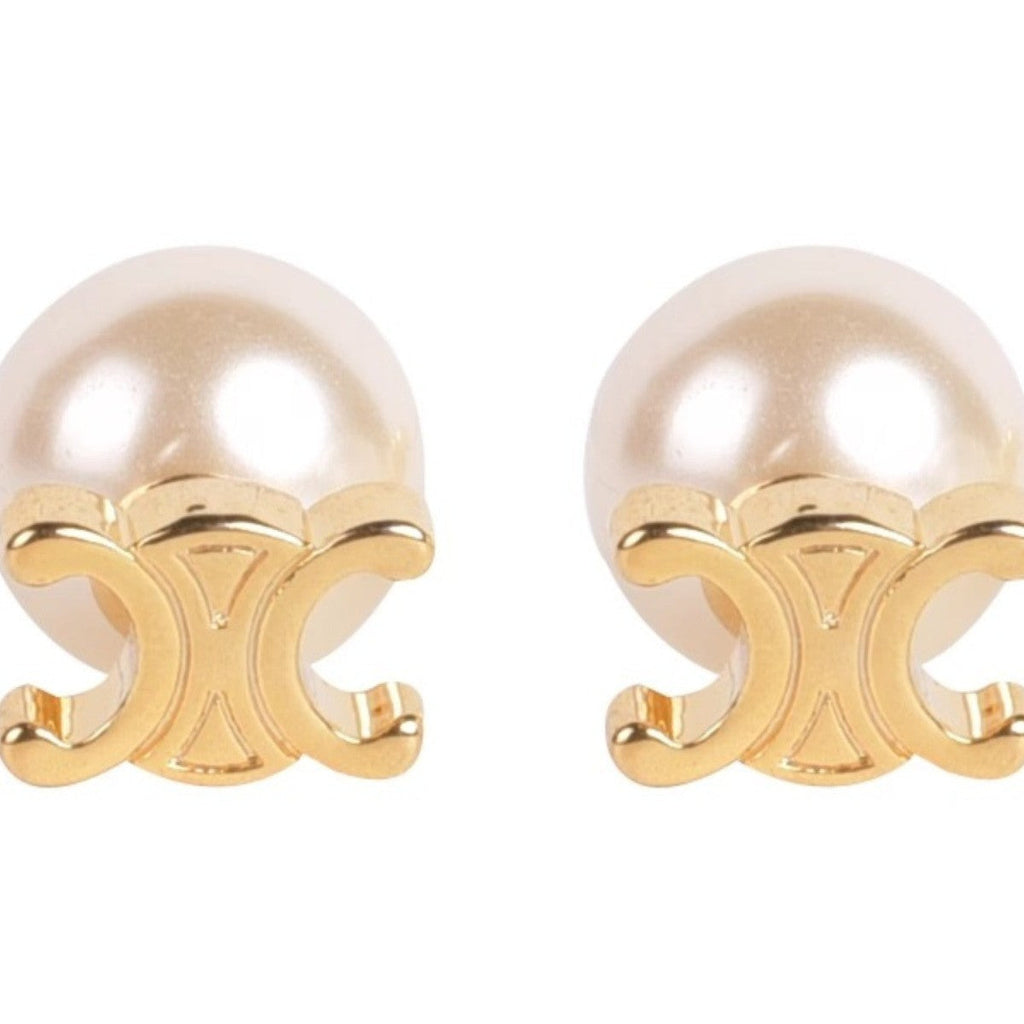 Charming Pearl Earring for Any Occasion