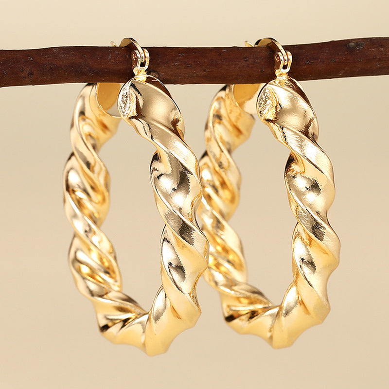 Classic Earring with Timeless Appeal