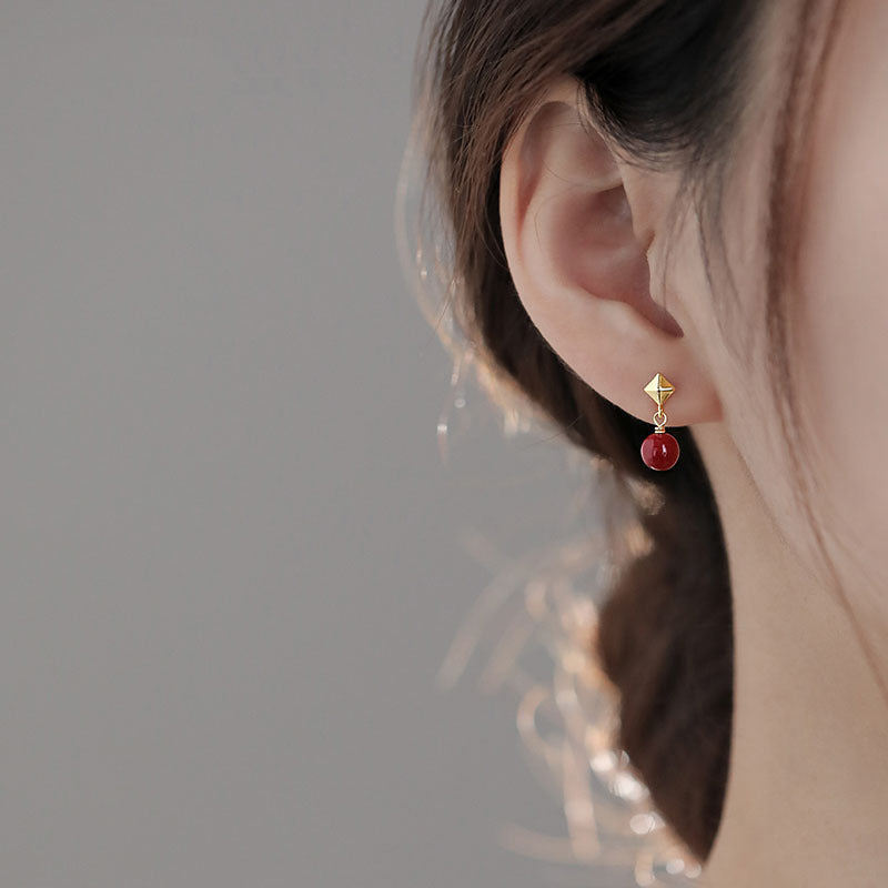 Elegant Silver Earring for Every Occasion