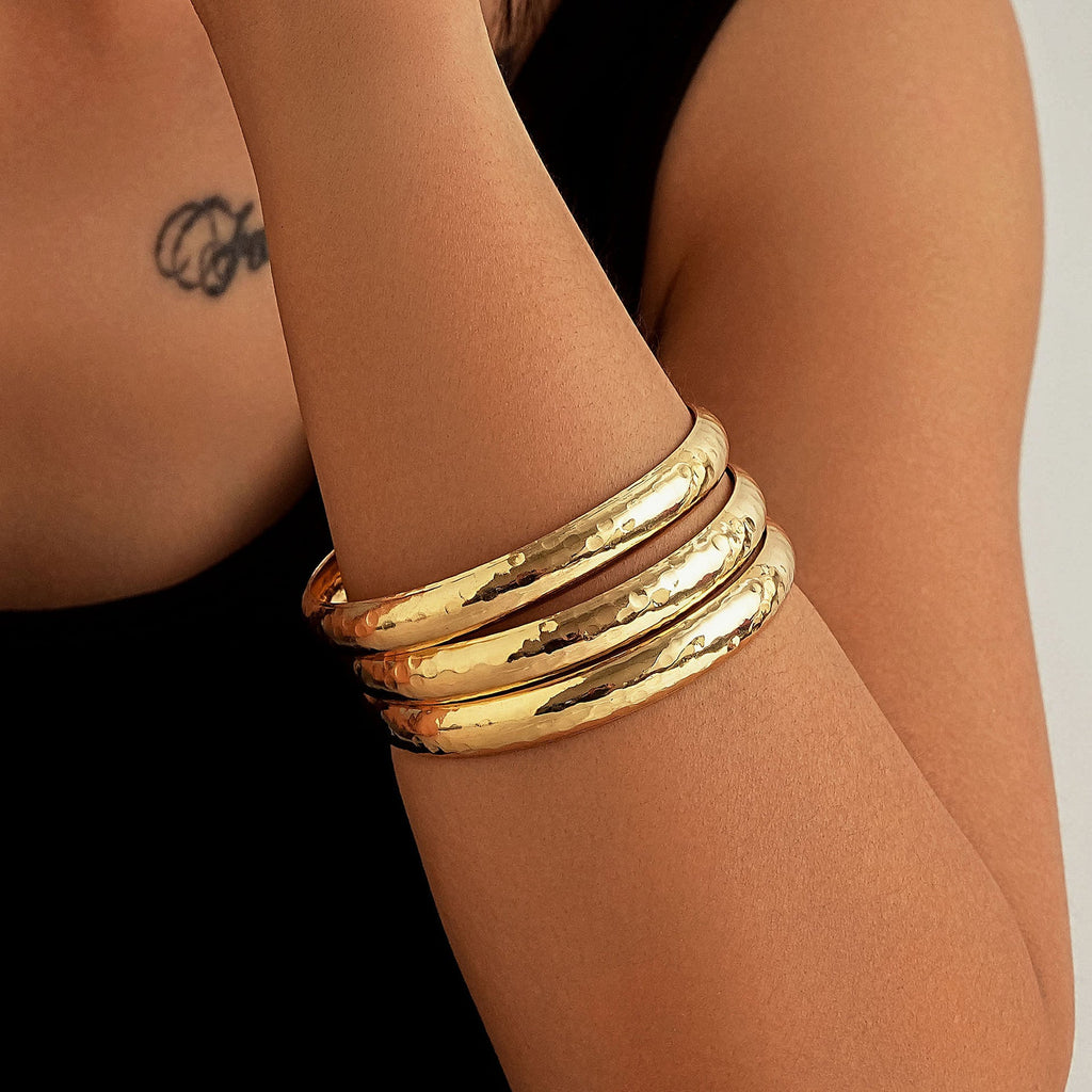 Charming Gold Set for Any Occasion