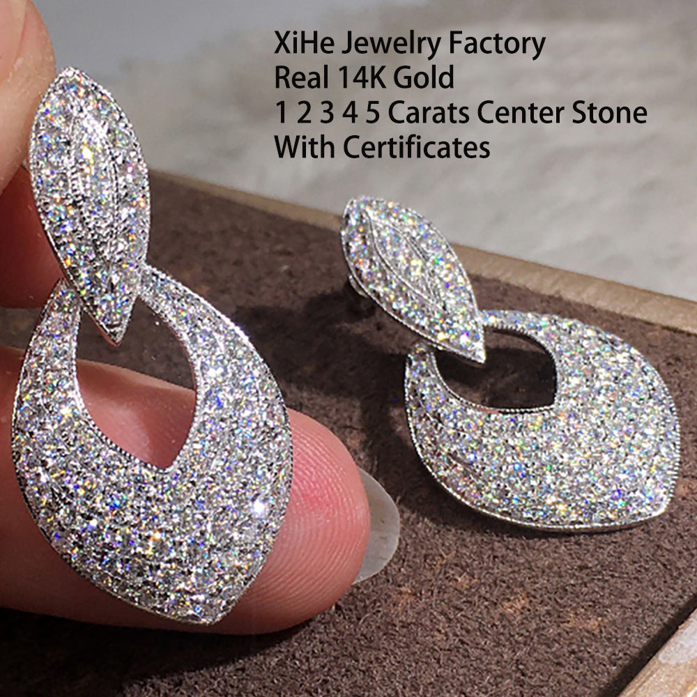 Classic Earring with Timeless Appeal