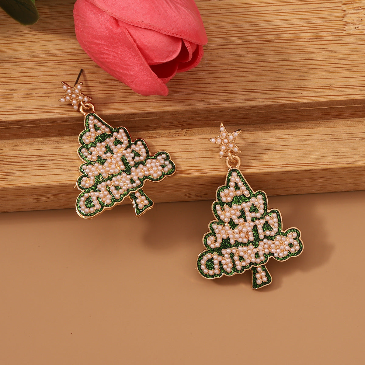 Charming Earring for Any Occasion
