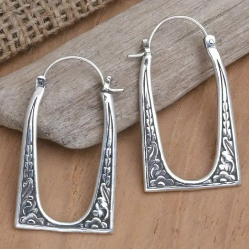 Stunning Earring for Daily Wear