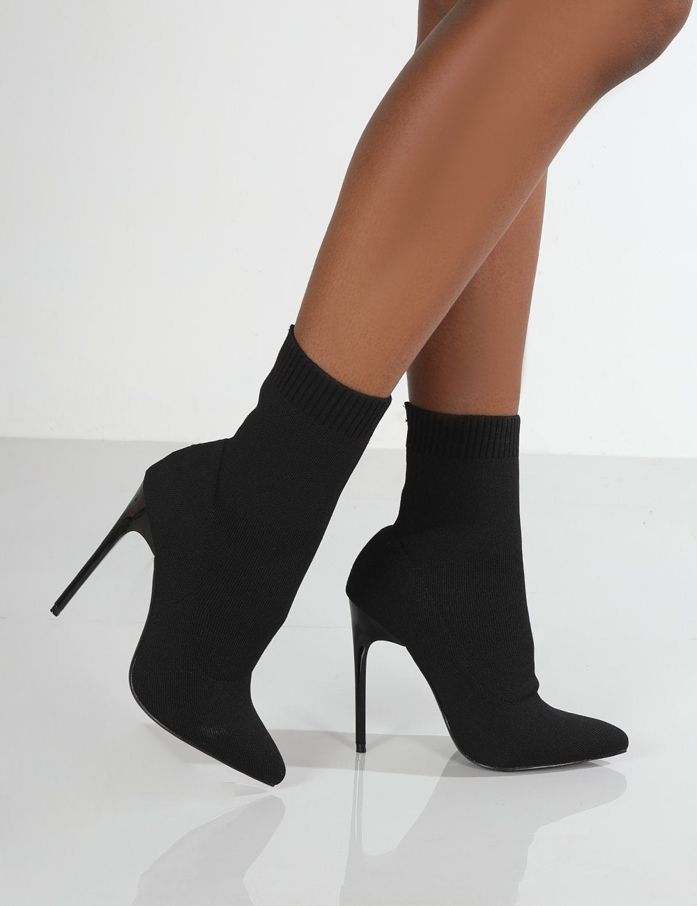 Chic Orthopedic Boots with Unique Design