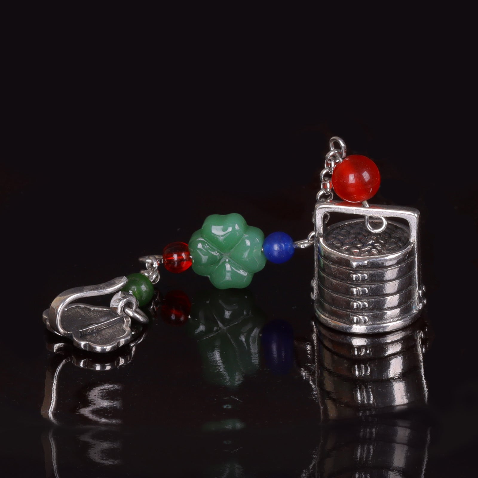 Beautiful Pendant with Unique Style