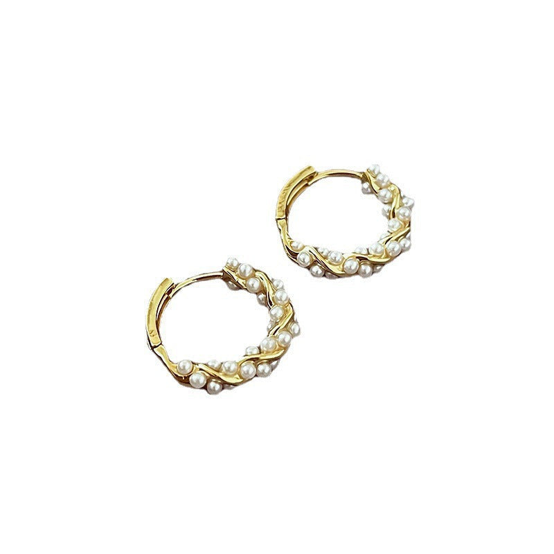 Stunning Pearl Earring for Daily Wear