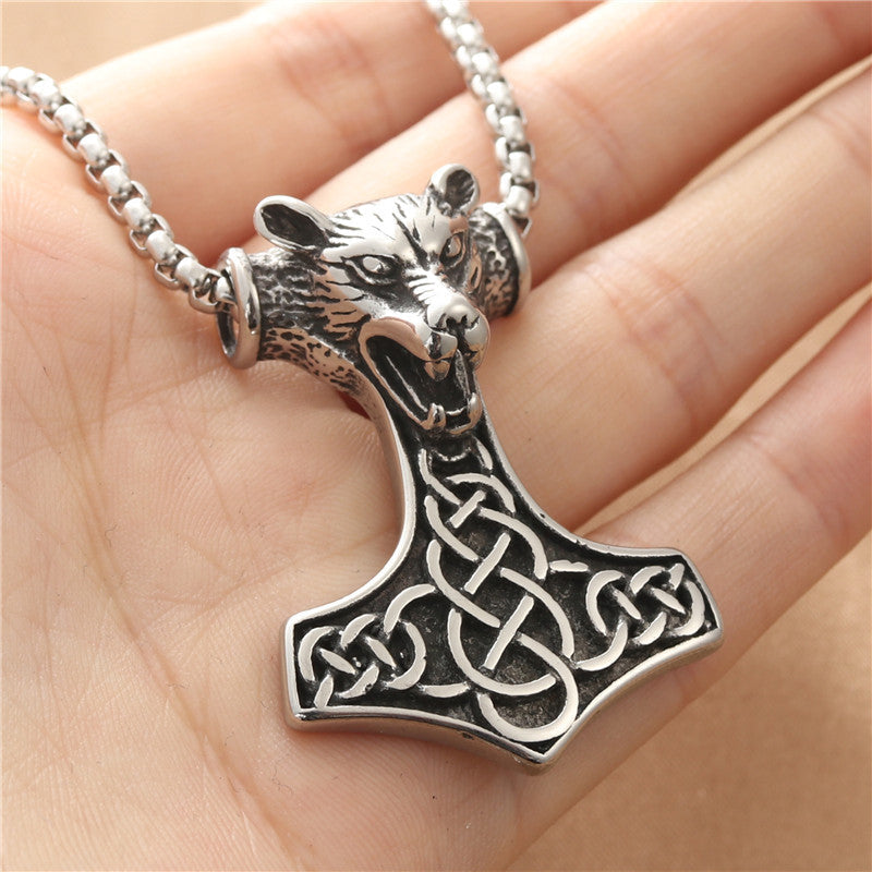 Charming Pendant for Any Occasion