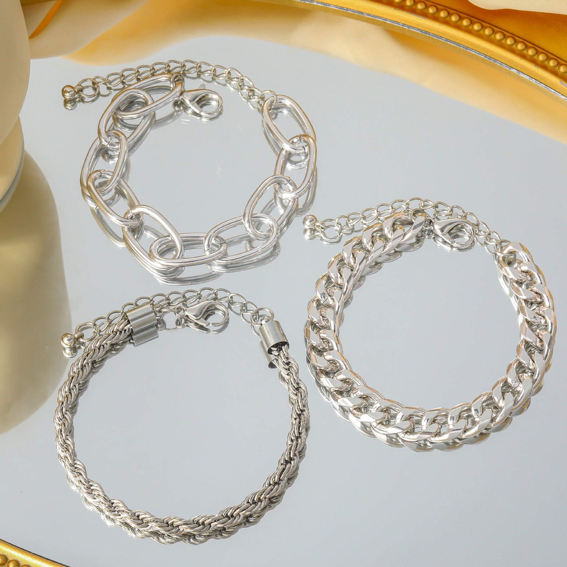 Stunning Set for Daily Wear