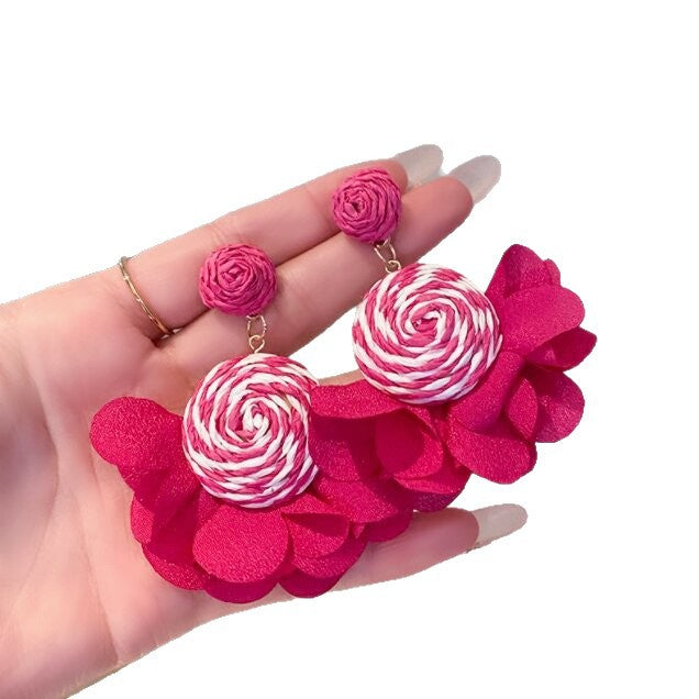 Charming Earring for Any Occasion