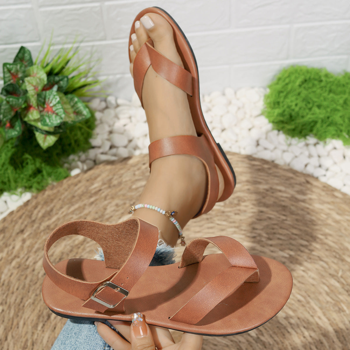 Graceful Orthopedic Sandals for Modern Look