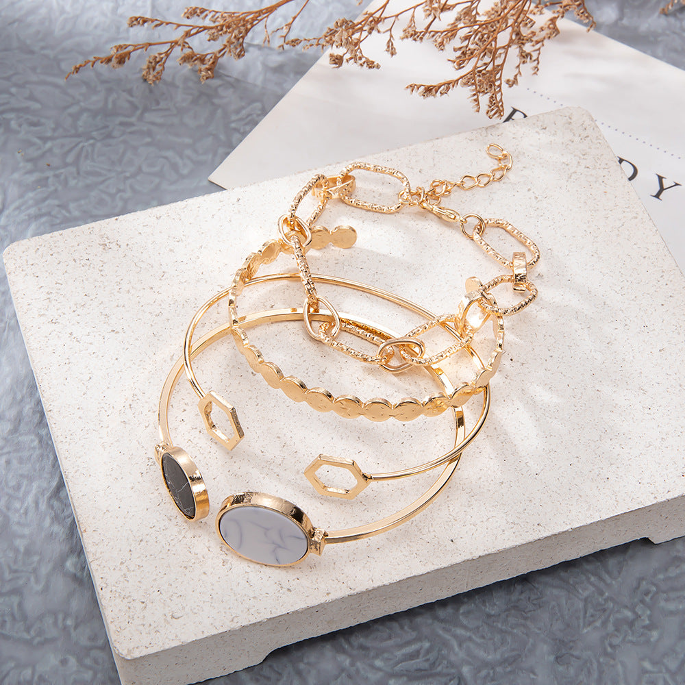 Stunning Gold Set for Daily Wear