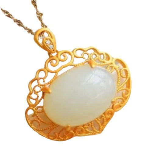 Classic Silver Pendant with Timeless Appeal