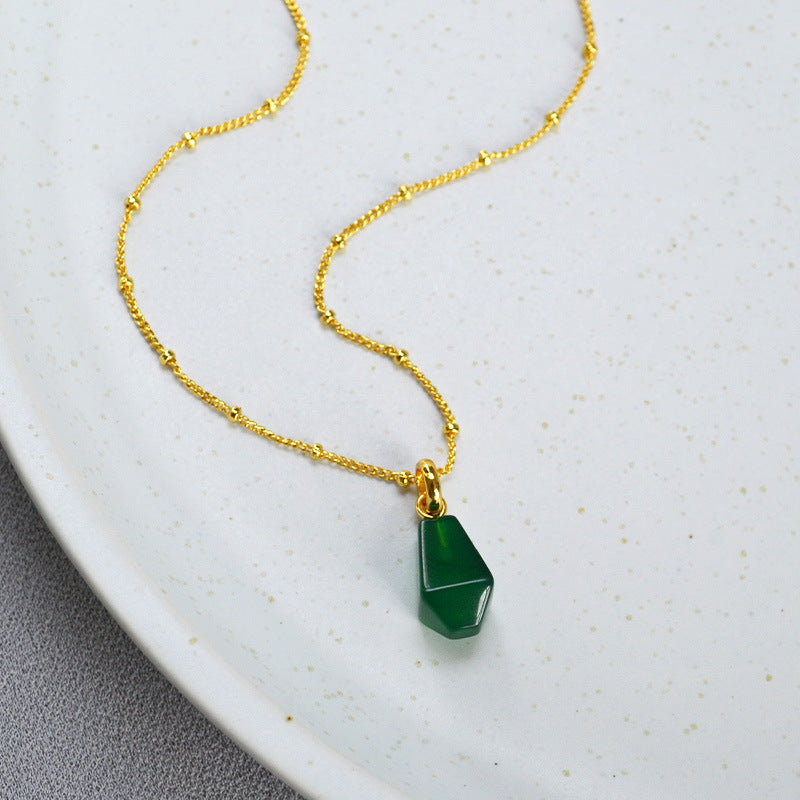 Classic Gold Necklace with Timeless Appeal