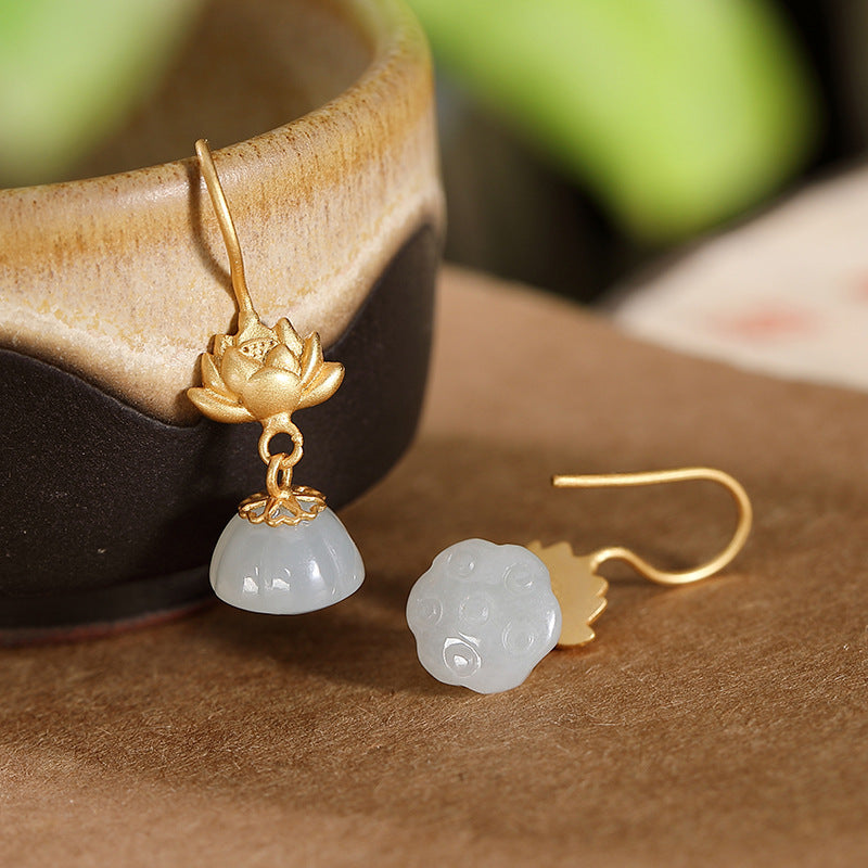 Charming Gold Earring for Any Occasion