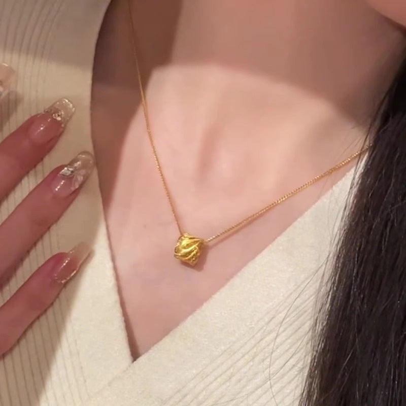 Charming Piece for Any Occasion