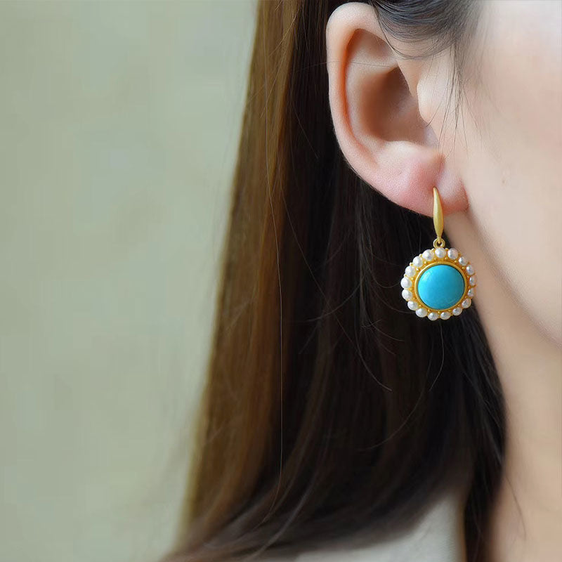 Beautiful Silver Earring with Unique Style