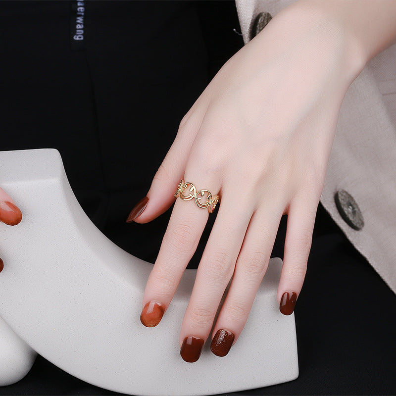 Classic Silver Ring with Timeless Appeal