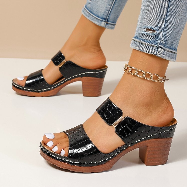 Graceful Orthopedic Sandals for Modern Look