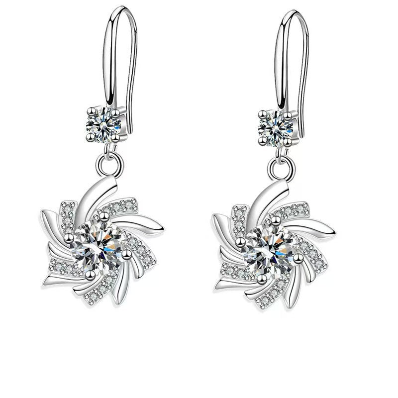 Charming Earring for Any Occasion