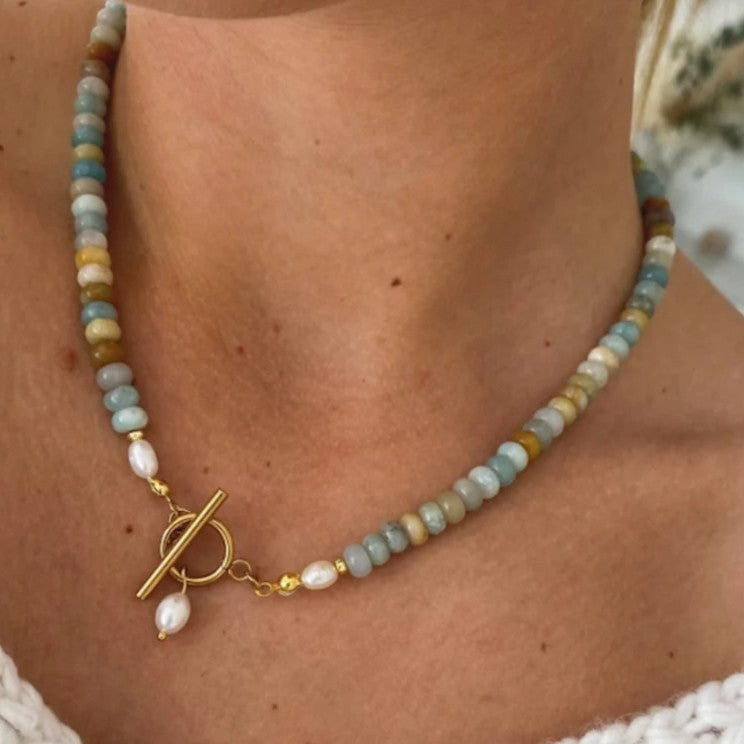Stunning Pearl Necklace for Daily Wear