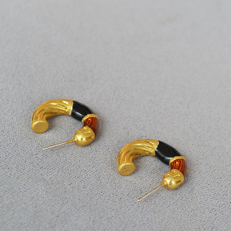 Delicate Artisan Gold Earring