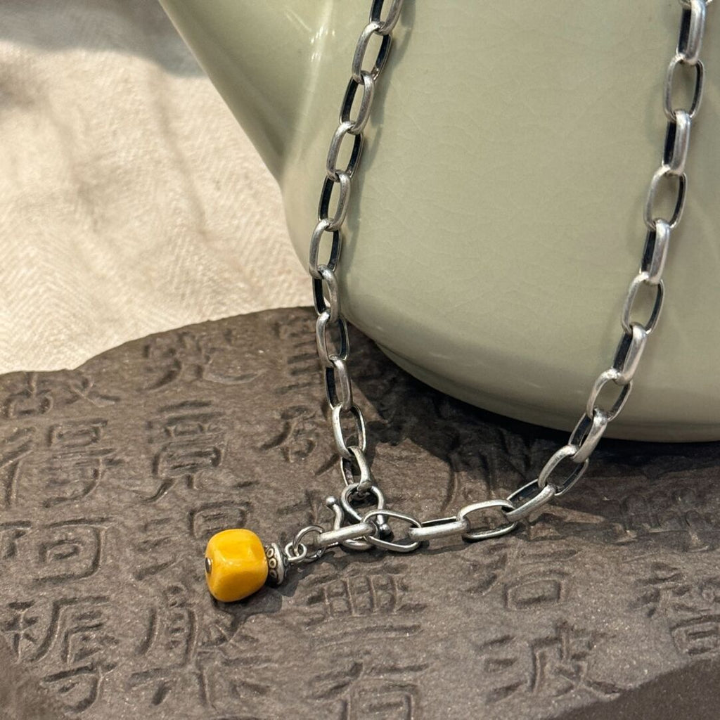 Classic Silver Necklace with Timeless Appeal