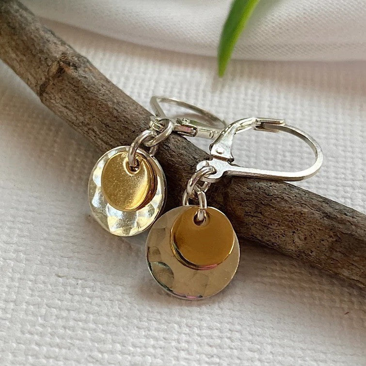 Stunning Gold Earring for Daily Wear