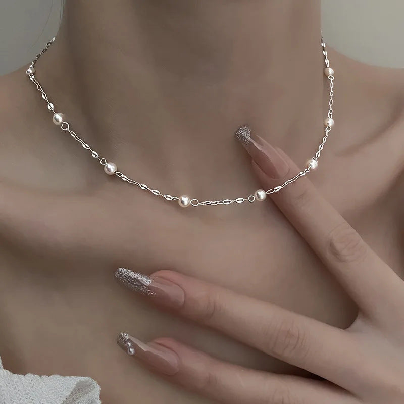 Romantic Pearl Necklace for Special Moments