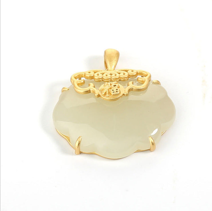 Romantic Gold Necklace for Special Moments
