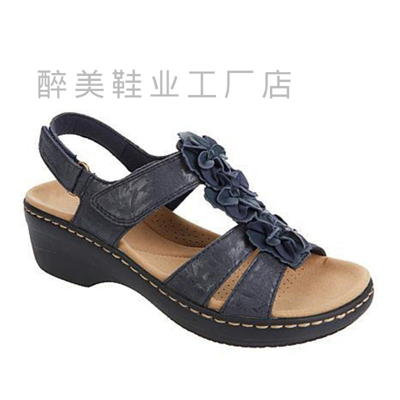 Chic Orthopedic Sandals with Unique Design