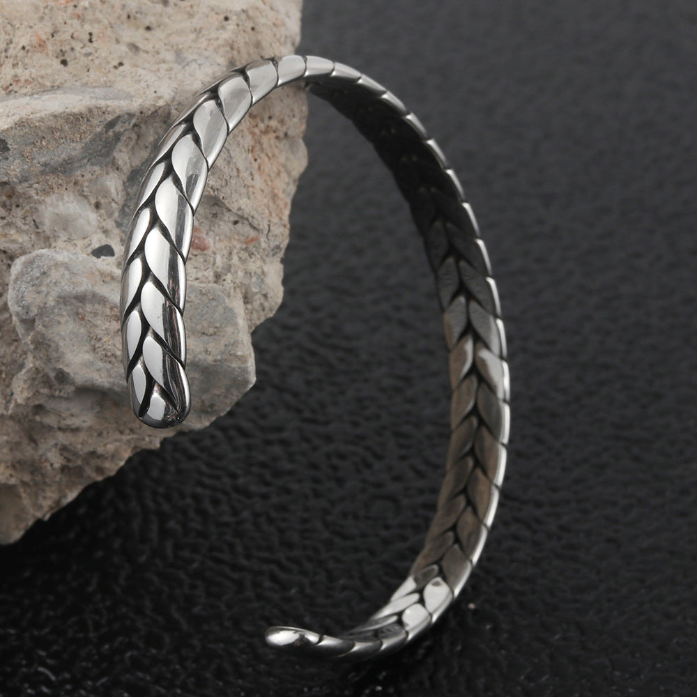 Romantic Bracelet for Special Moments