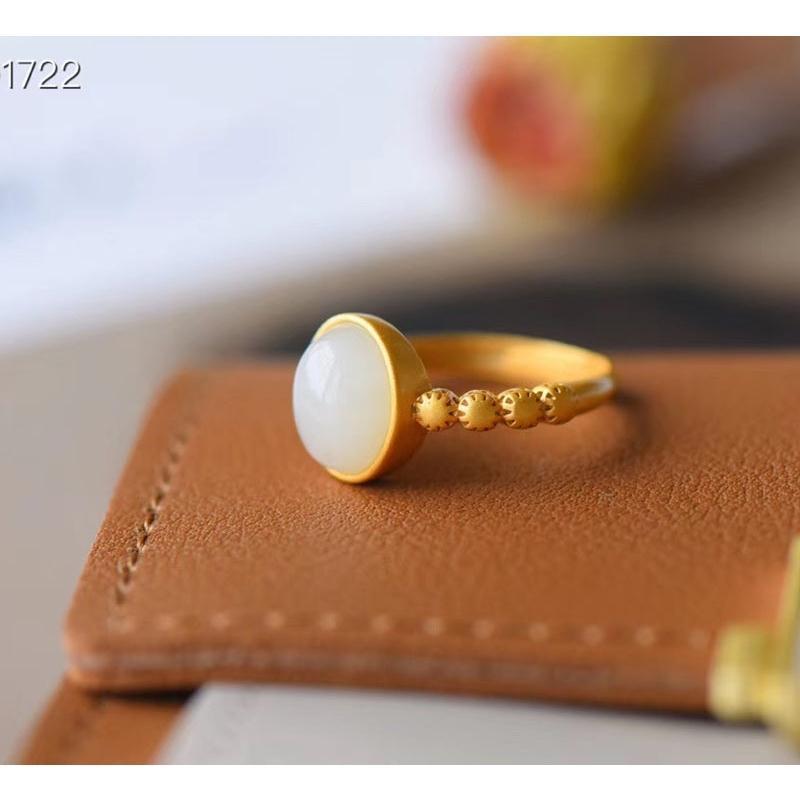 Elegant Gold Ring for Every Occasion