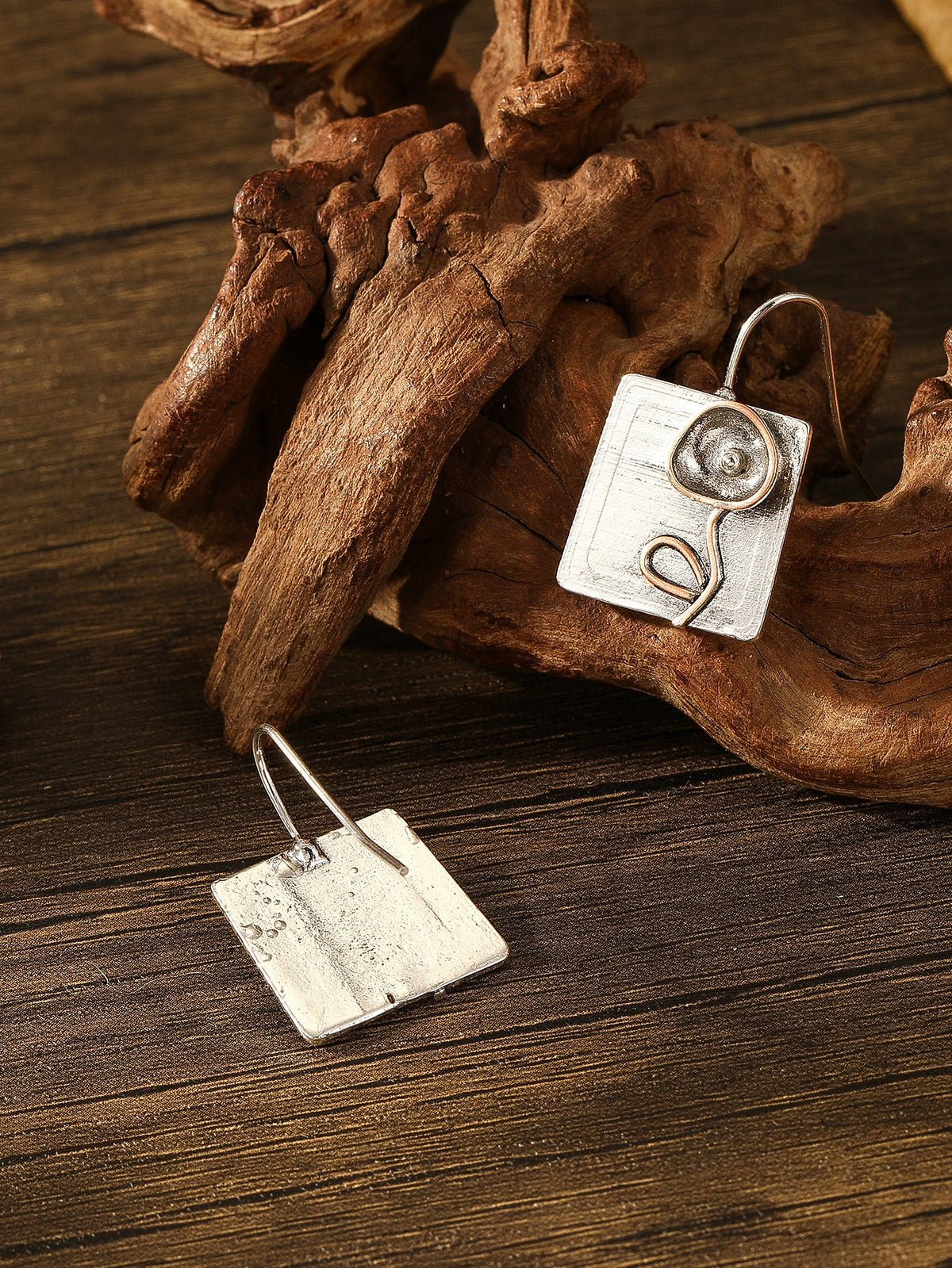 Classic Earring with Timeless Appeal