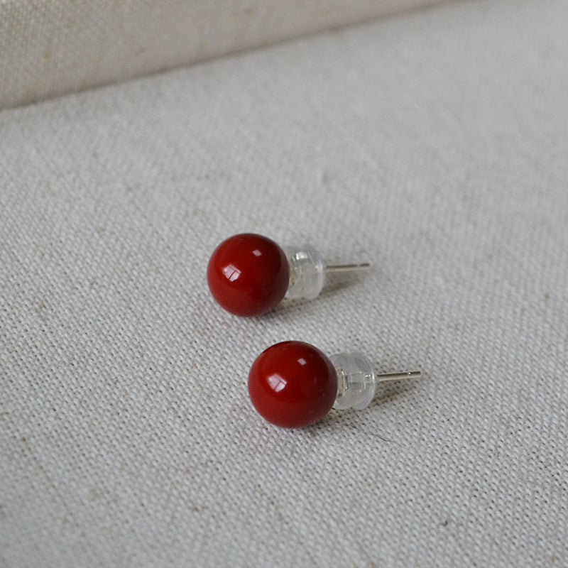 Charming Silver Earring for Any Occasion