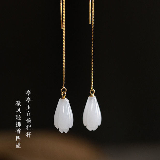 Classic Silver Earring with Timeless Appeal