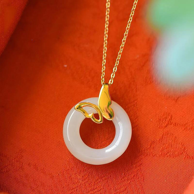 Stunning Gold Necklace for Daily Wear