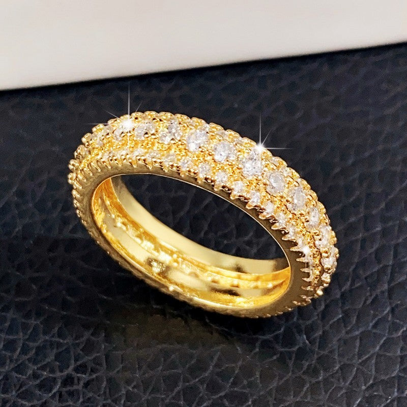 Romantic Gold Ring for Special Moments