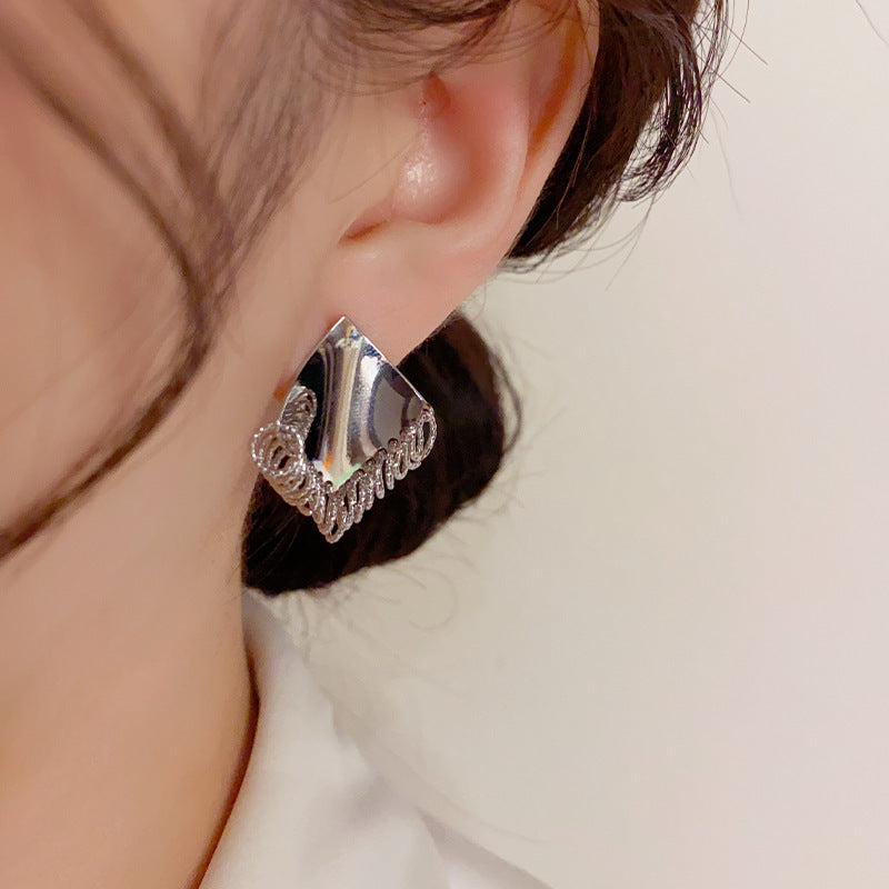 Beautiful Silver Earring with Unique Style