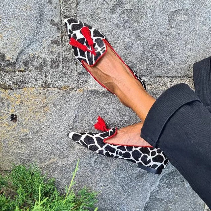 Chic Orthopedic Shoes with Unique Design