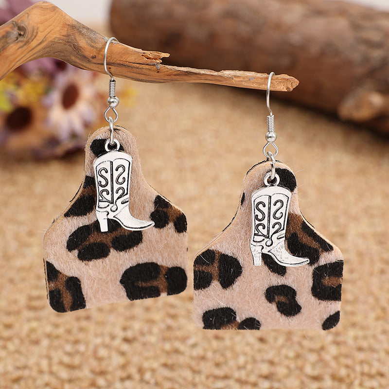 Charming Earring for Any Occasion