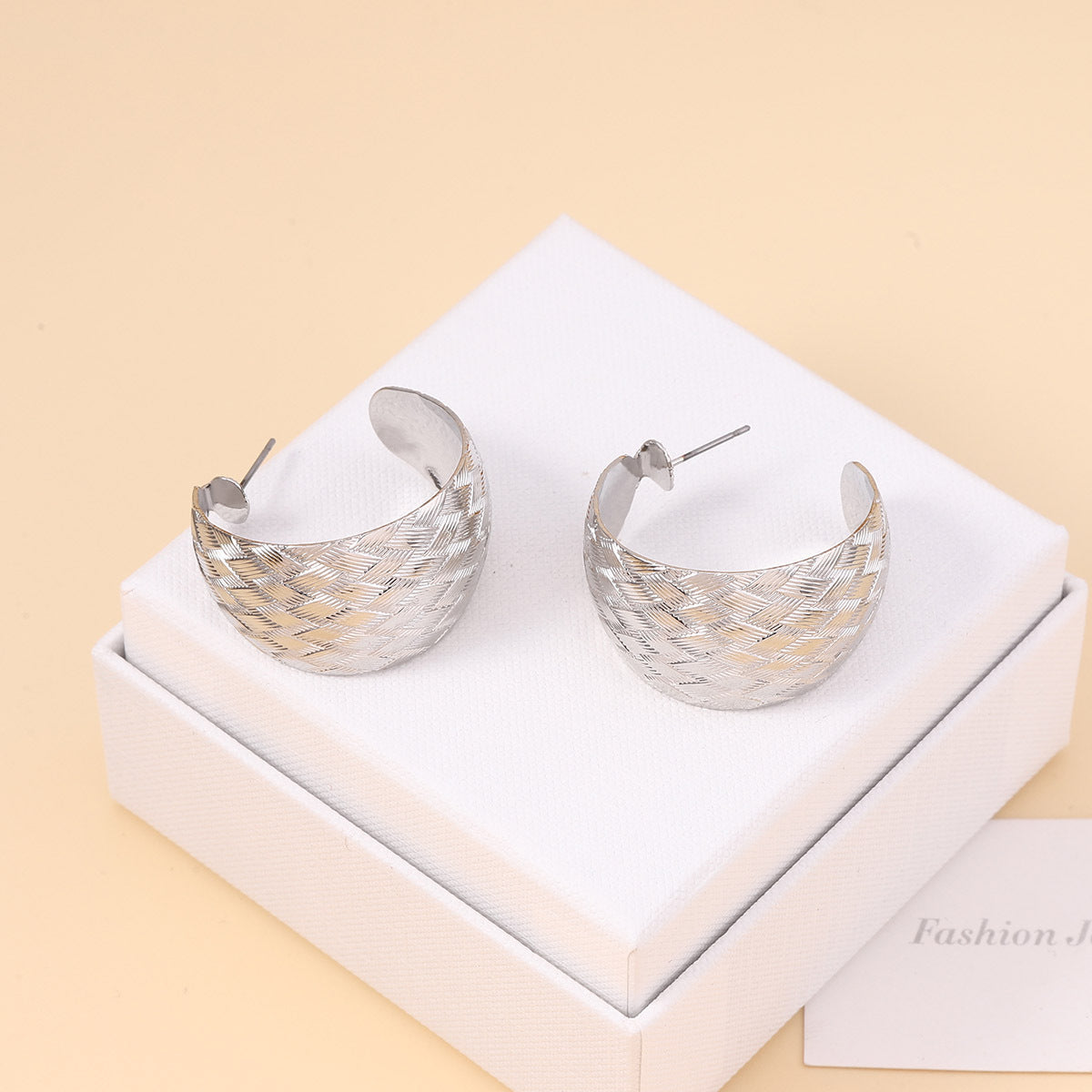 Classic Earring with Timeless Appeal