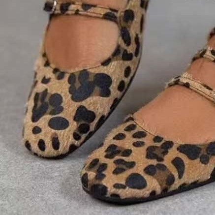 Classic Orthopedic Shoes with Timeless Style