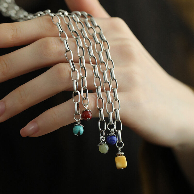 Classic Silver Necklace with Timeless Appeal